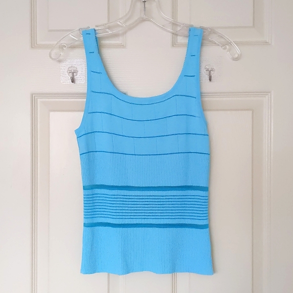 Cotton Blended Lightweight and Stretchable Two pieces Top Set w/multi patterns. - Picture 3 of 6